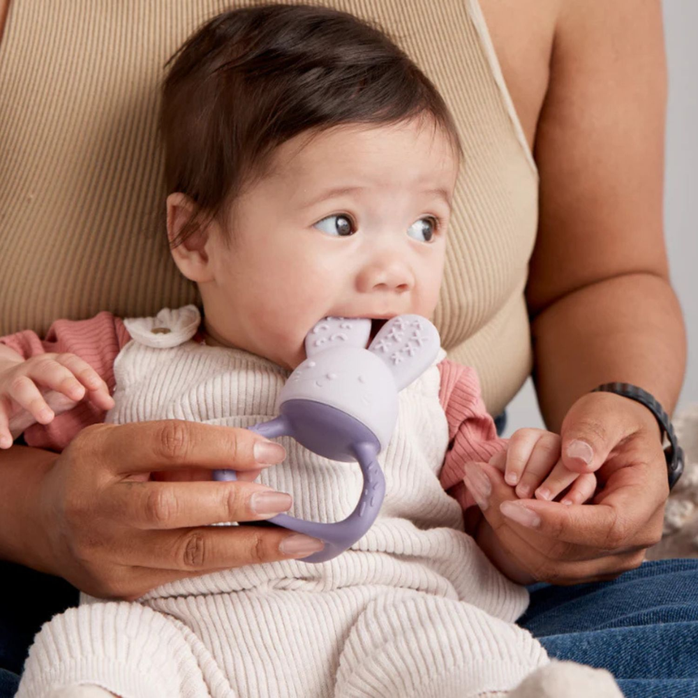 B.Box Chill + Fill Sensory Teether - Refillable Cooling Relief for Teething Babies - Textured Silicone, Easy-Grip