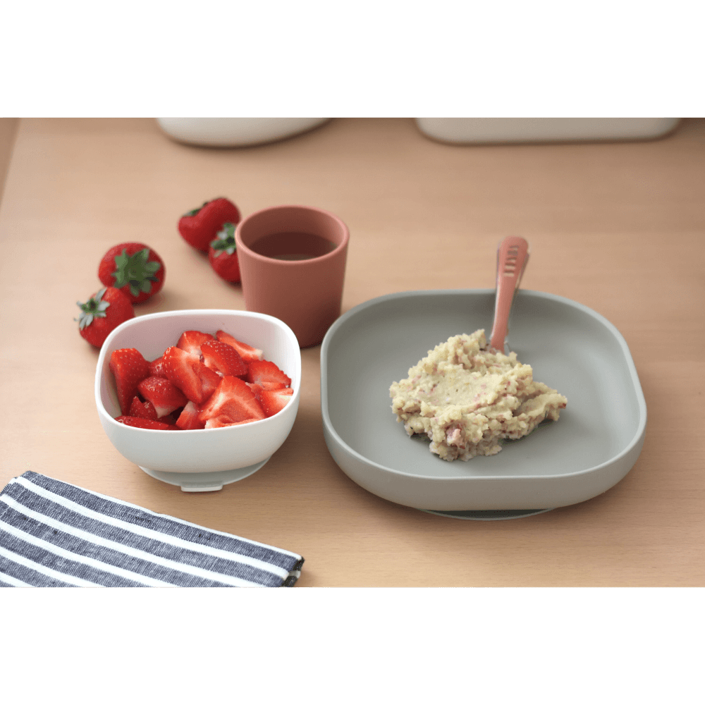 Beaba Silicone 4 Piece Baby Meal Set – Suction Plate, Suction Bowl, Anti-Slip Cup & 2nd Stage Spoon, Non-Slip, Unbreakable, Easy to Clean, BPA-Free Baby Feeding Set for Mess-Free Mealtime Essentials, 4M+