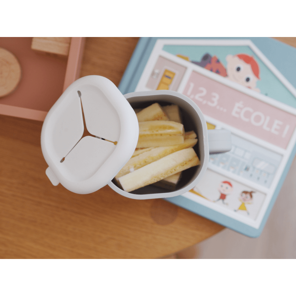 Beaba Pick 'N' Snack Container - Ideal for Storing Baby Food and Snacks, Star Shaped and Removable Lid, Wide Handle for Easy Grip, Travel Friendly