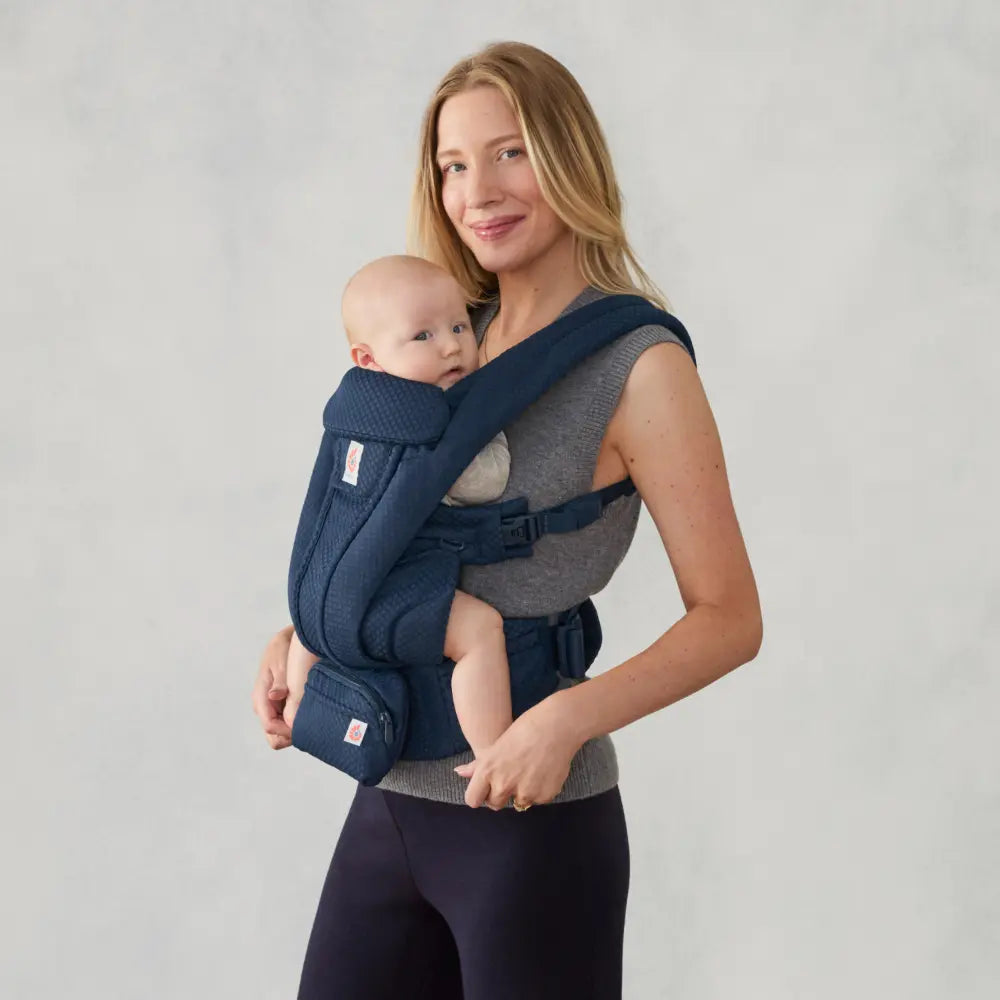 Ergobaby Omni Deluxe Baby Carrier, Lightweight Breathable Soft Mesh, Enhanced Lumbar Support, Adjustable Waistbelt & Cross Straps, Privacy Hood, 4 Carry Positions, 6 Storage Pockets, 3-20Kgs, 0 - 4 Years