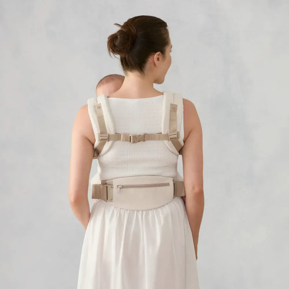 Ergobaby Omni Deluxe Baby Carrier, Lightweight Breathable Soft Mesh Fabric, Enhanced Back Lumbar Support, Adjustable Waistbelt & Cross Straps, Privacy Hood, 4 Carry Positions, 6 Storage Pockets, 3-20Kgs, 0 - 4 Years