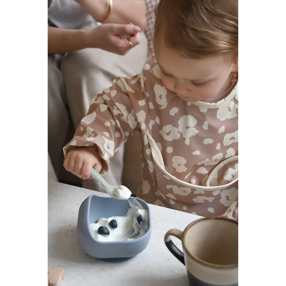 Beaba Silicone Suction Bowl - Non-Slip Baby Feeding Bowl for Self-Feeding & Baby-Led Weaning, Ergonomic Design, Supple and Unbreakable Silicone BPA-Free, 4M+