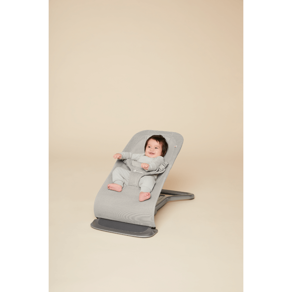 Ergobaby Evolve 3-in-1 Bouncer, Adjustable Multi-Position Baby Bouncer Seat with Newborn Insert, Head to Hip Support, Ergonomic & Lightweight Rocking Chair, Folds Flat for Easy Storage, 2-13 Kgs, Birth - 2 Years with Extra Seat Cover