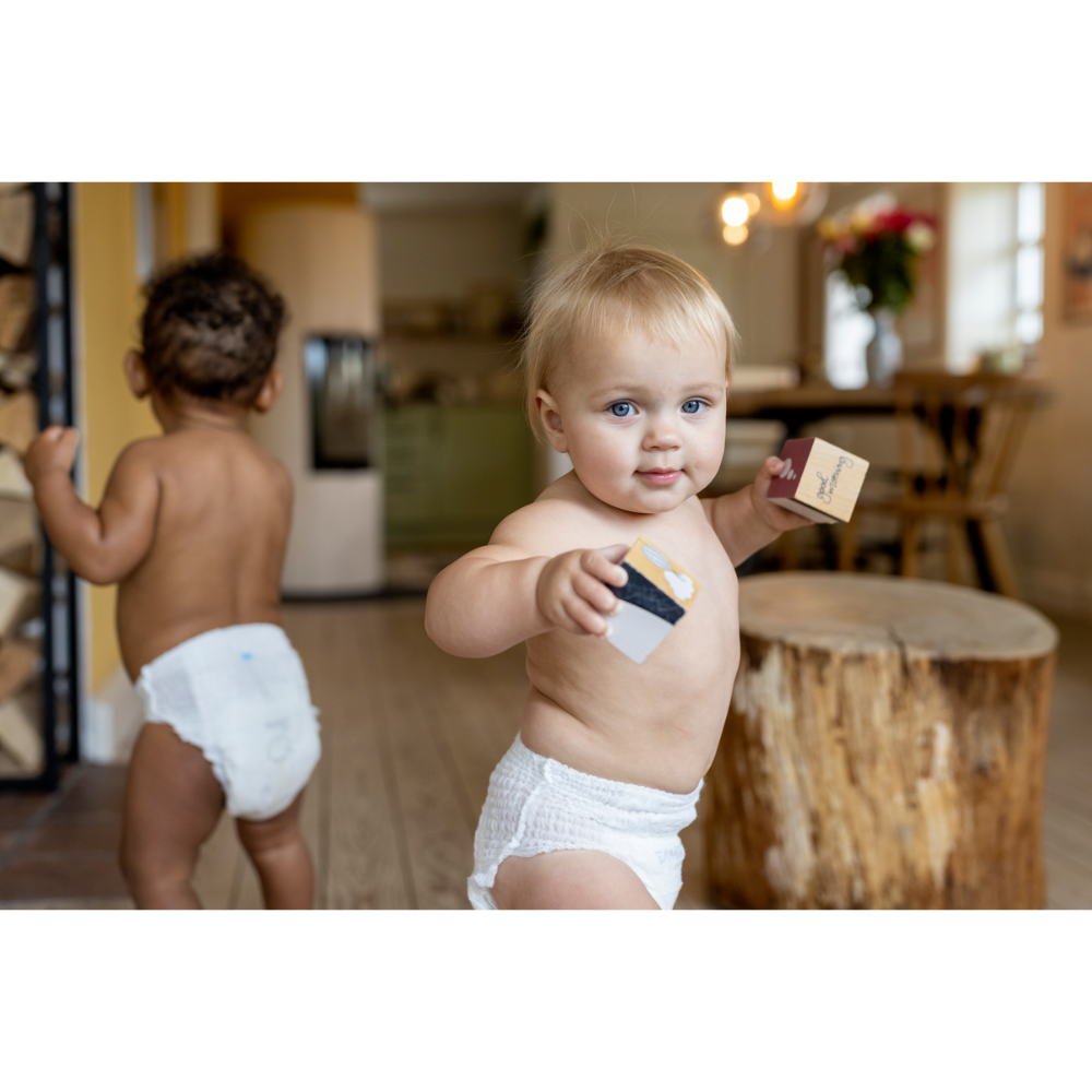 Bambo Nature Premium Baby Pants Diapers for Babies, Large Size (7-12 Kgs), Super Absorbent, Breathable, Extra Soft, Dermatologically Tested, Hypoallergenic Infant Nappies With Wetness Indicator