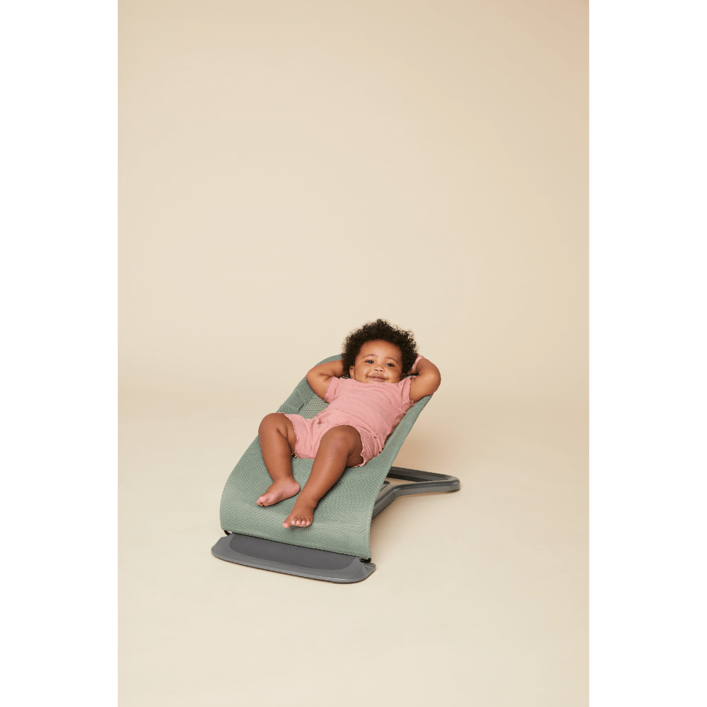 Ergobaby Evolve 3-in-1 Bouncer, Adjustable Multi-Position Baby Bouncer Seat with Newborn Insert, Head to Hip Support, Ergonomic & Lightweight Rocking Chair, Folds Flat for Easy Storage, 2-13 Kgs, 0 - 2 Years