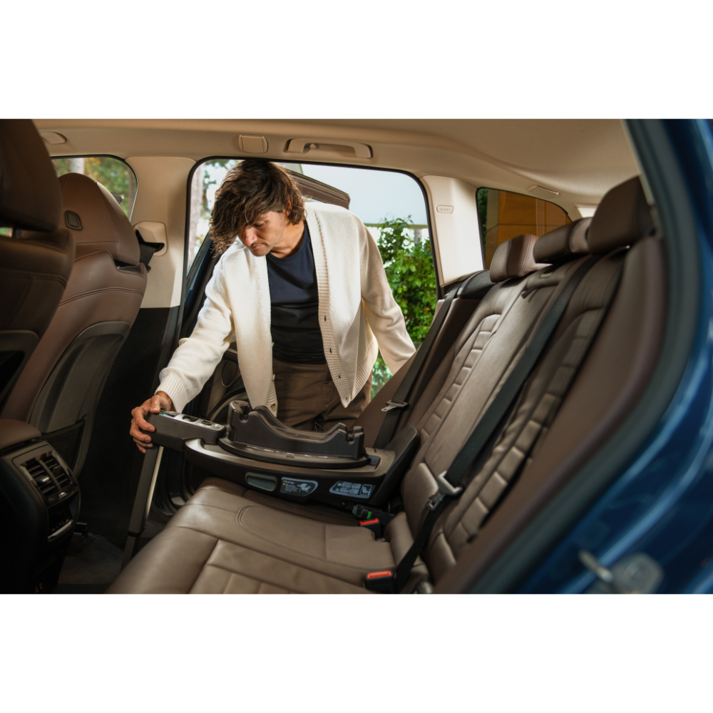 Nuna Base Curv ISOFIX Car Seat Base-Smart Swivel Lock- Button For 360 Degrees Rotation Adjustment-With Steel Stability Leg-Caviar