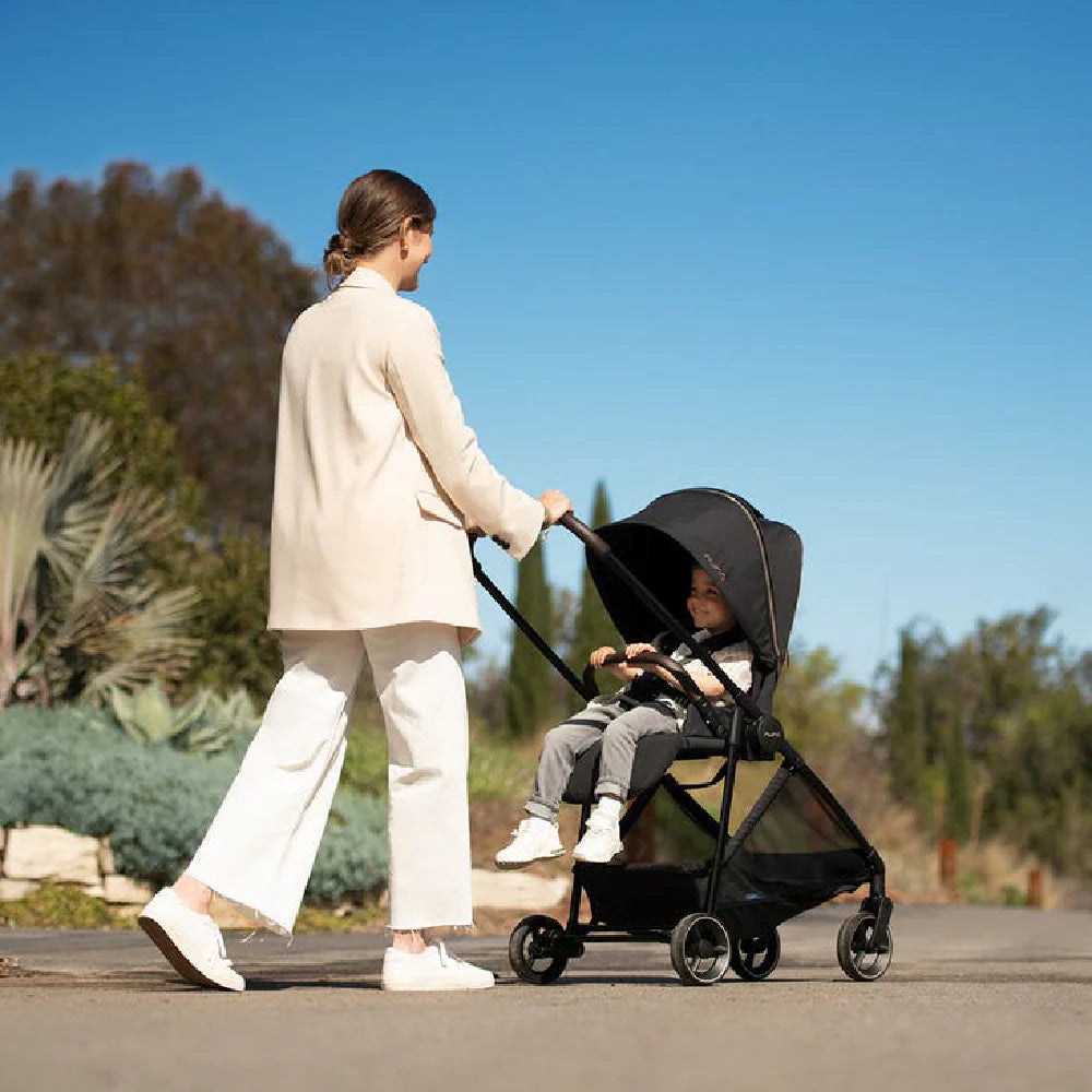 Nuna Ixxa Lightweight Baby Stroller-Reversible Seat-Compact Fold-Pram for 0M+ (Upto 15Kg)