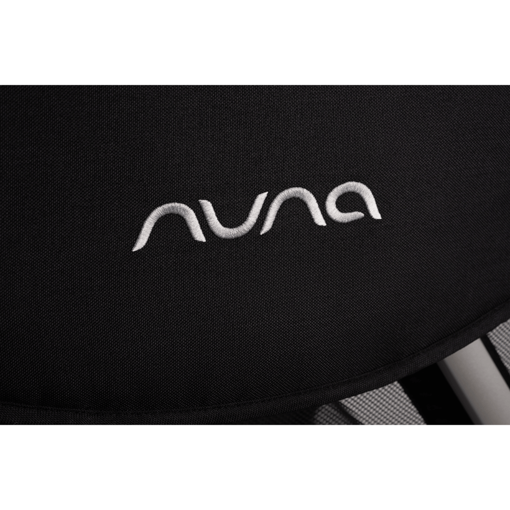 Nuna SENA Aire Travel Cot & Playard-With Triple-Layered Mesh Mattress-360 Degree Airflow-One Hand Fold-Light Weight & Portable-Includes Travel Bag-0 to 3Y-Caviar